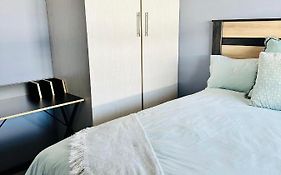 Charming Wallet Friendly Apartment